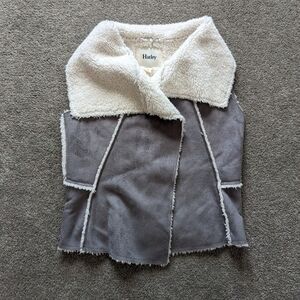 Hatley gray and white sherpa vest jacket kids size 8T